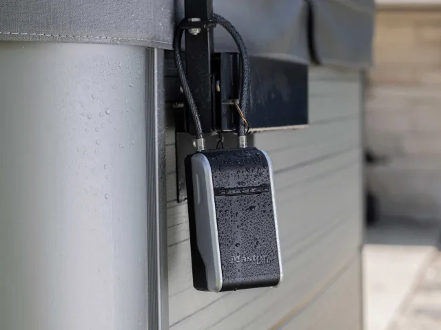 Master Lock 5482EURD Select Access® Flexible Shackle Key Lock Box - Image 2