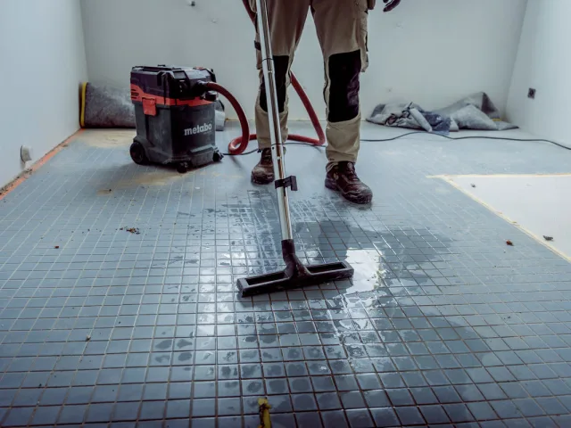 Metabo ASA 30 M PC All-Purpose Vacuum with Power Tool Take Off 30 litre 1200W 240V - Image 2