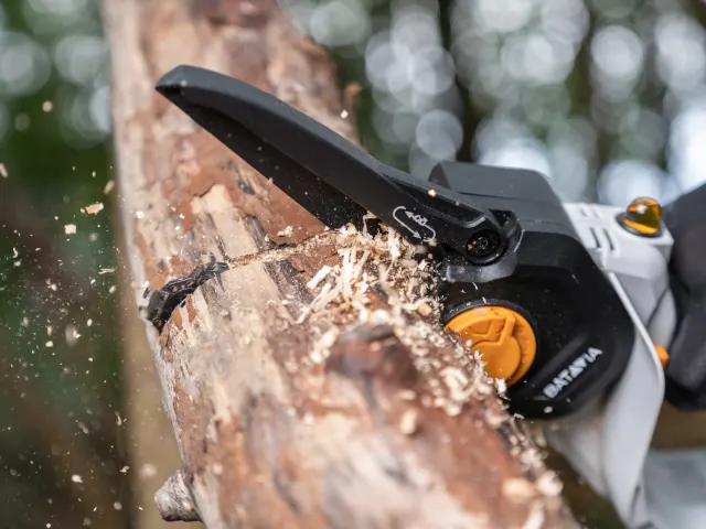 Batavia NEXXSAW 6in Chainsaw 18V 1 x 2.0Ah Li-ion - Image 5