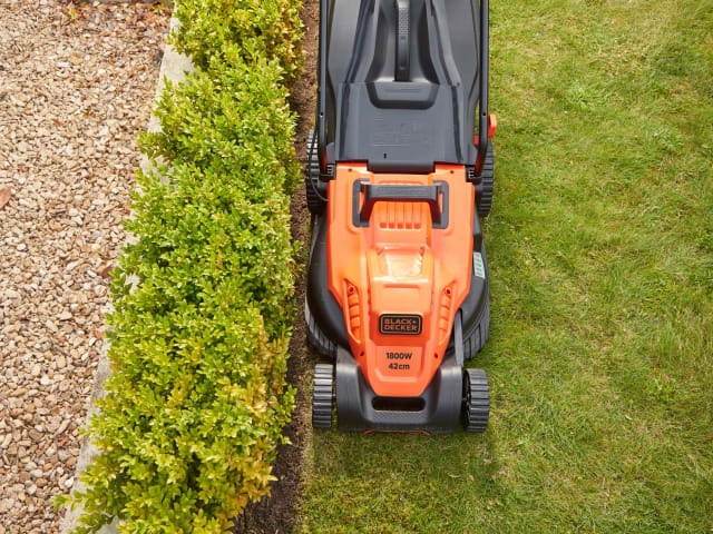 BLACK + DECKER BEMW481BH Mower with Bike Handle 42cm 1800W 240V - Image 5