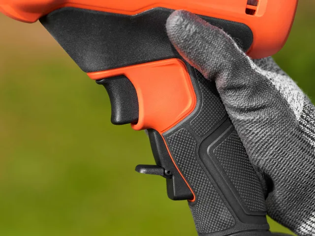 BLACK + DECKER BCPP18D1 POWERCONNECT™ Pruner 18V 1 x 2.0Ah Li-ion - Image 7