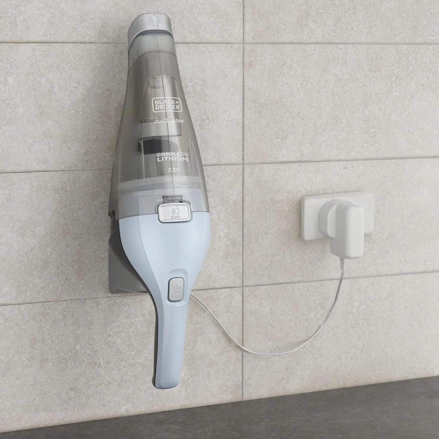 BLACK + DECKER NVC115JL Dustbuster® Hand Vacuum 3.6V - Image 8
