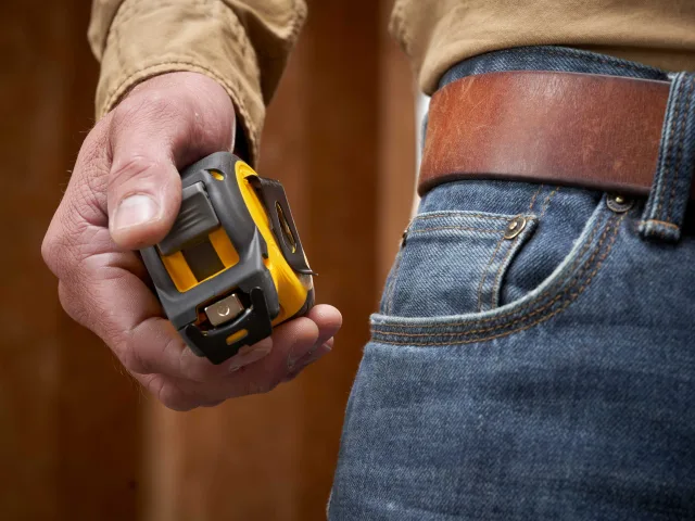 STANLEY® CONTROL-LOCK™ Pocket Tape 5m (Width 25mm) (Metric only) - Image 2