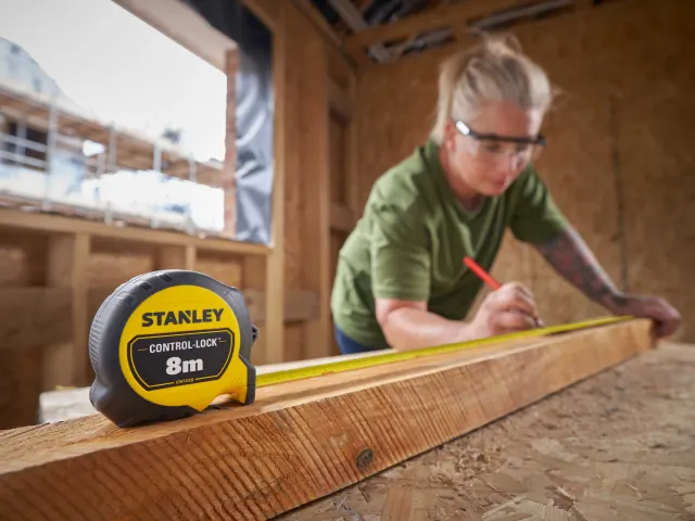 STANLEY® CONTROL-LOCK™ Pocket Tape 8m (Width 25mm) (Metric only) - Image 5