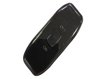 Dencon 3 Core Through Switch 6A - Image 3