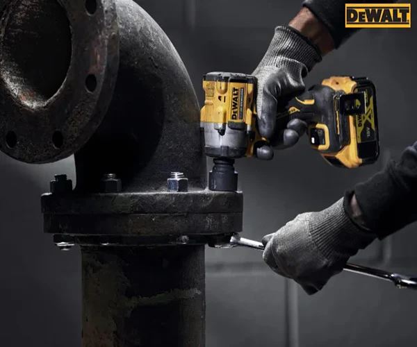 DeWalt DCF921P2T XR BL 1/2in Impact Wrench 18V 2 x 5.0Ah Li-ion - Image 5