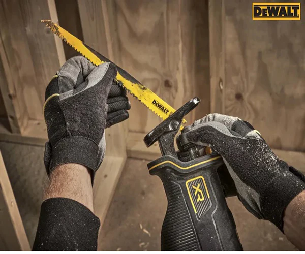 DeWalt DCS382N XR Brushless Reciprocating Saw 18V Bare Unit - Image 3