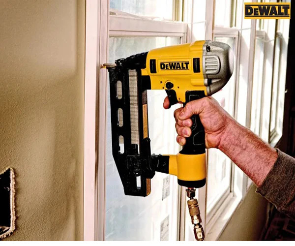 DeWalt DPN1664PP Pneumatic 16 Gauge Finish Nailer - Image 2
