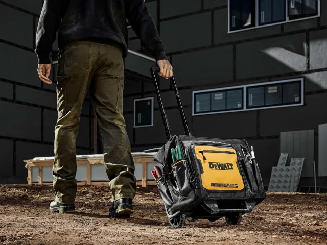 DEWALT DWST60107 Pro Rolling Tool Bag - Image 10