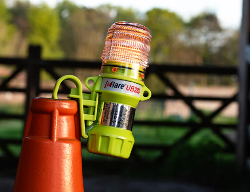 Eflare UB280 Series | Flash or Steady-on LED Safety Beacons - Image 6