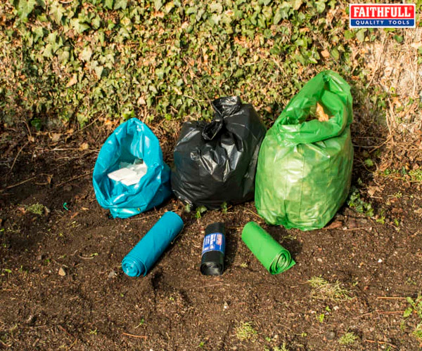 Faithfull Blue Heavy-Duty Rubble Sacks (Roll 10) - Image 2