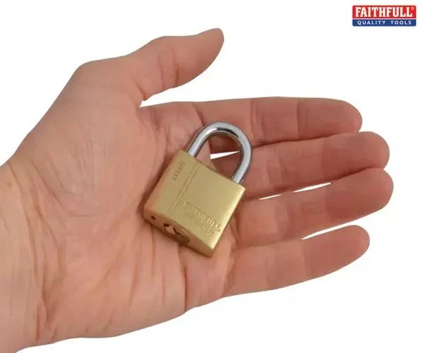 Faithfull Brass Padlock 30mm 3 Keys - Image 5