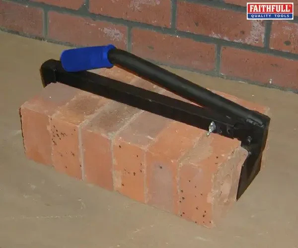 Faithfull Brick Lifter - Image 2
