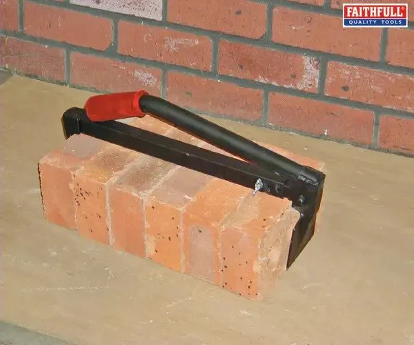 Faithfull Brick Lifter - Image 3