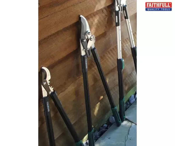 Faithfull Countryman Ratchet Bypass Lopper 760mm (30in) - Image 2