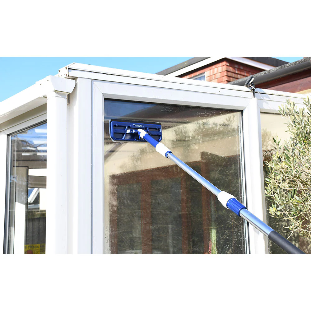 Faithfull Water Flow Telescopic Extension Pole - Image 4