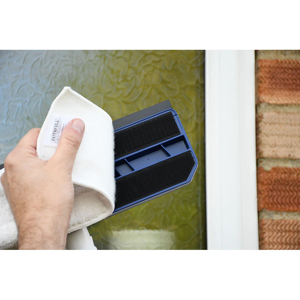 Faithfull Window Cleaning Mop Spare Pads - Pack of 3 - Image 2