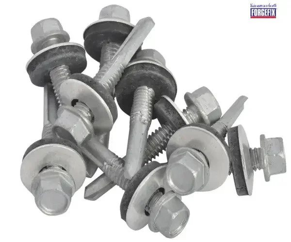 ForgeFix TechFast Hex Head Roofing Screw Self-Drill Heavy Section 5.5 x 35mm Pack 100 - Image 4