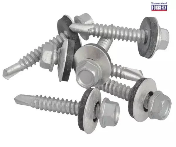 ForgeFix TechFast Hex Head Roofing Screw Self-Drill Light Section 5.5 x 38mm Pack 100 - Image 4