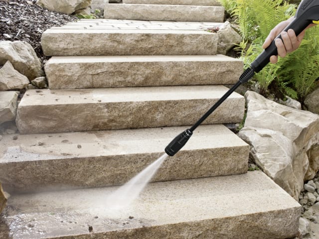 Karcher K 3 Classic Pressure Washer 120 bar 240V - Image 3