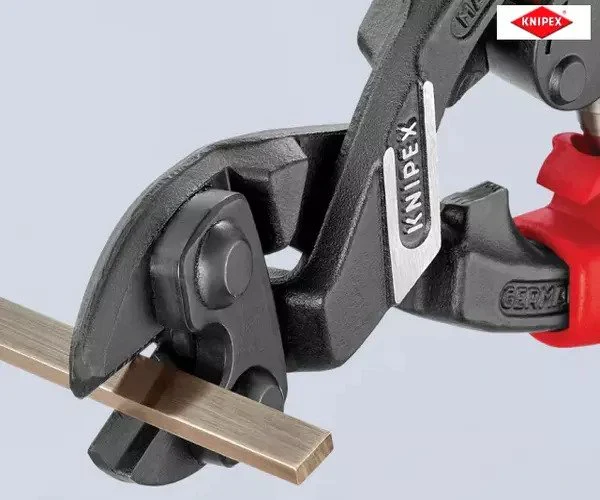 Knipex CoBolt® Compact Bolt Cutters 20° Head Multi-Component Grip 200mm - Image 11