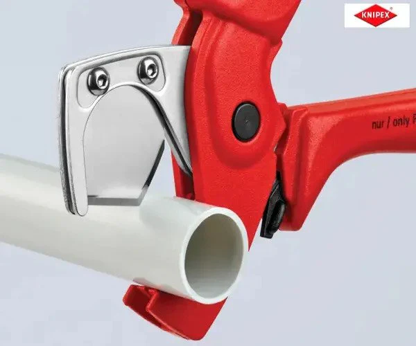Knipex Plastic Conduit Pipe / Hose Cutter 25mm Diameter - Image 6