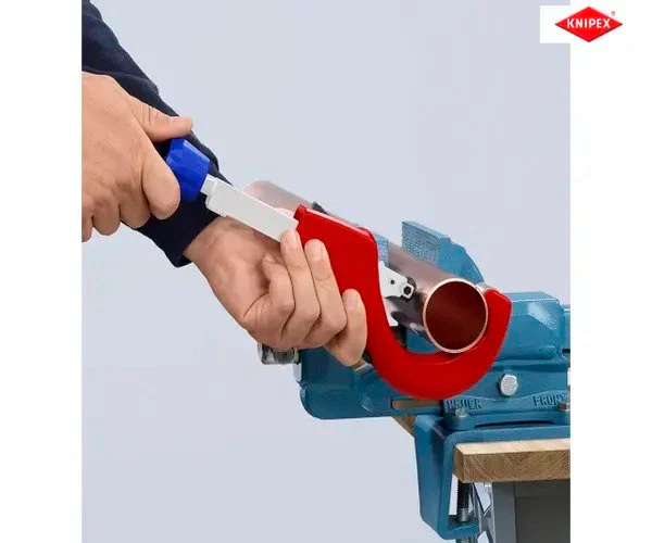 Knipex TubiX® XL Pipe Cutter 6-76mm - Image 7