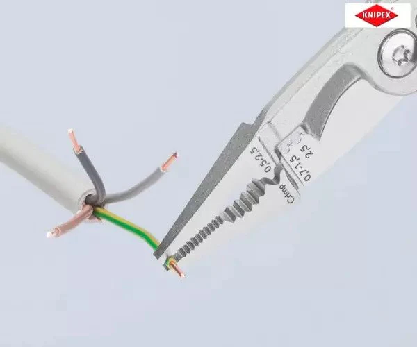 Knipex VDE Multifunctional Installation Pliers 200mm - Image 4