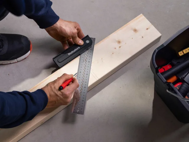 Hultafors Quattro Adjustable Square 300mm - Image 11