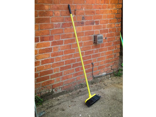 Red Gorilla  Complete Soft Bristle Gorilla Broom® Yellow 30cm - Image 2