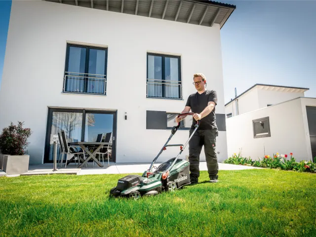 Metabo RM 36-18 LTX BL 36 Lawn Mower 18V Bare Unit - Image 5