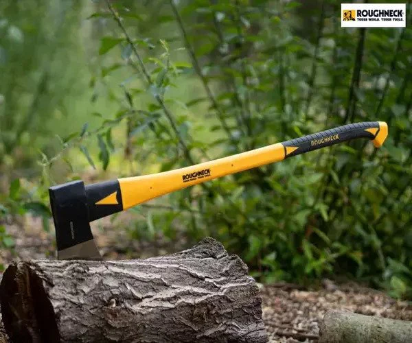 Roughneck Felling Axe Fibreglass Handle 1.6kg (3.1/2 lb) - Image 4