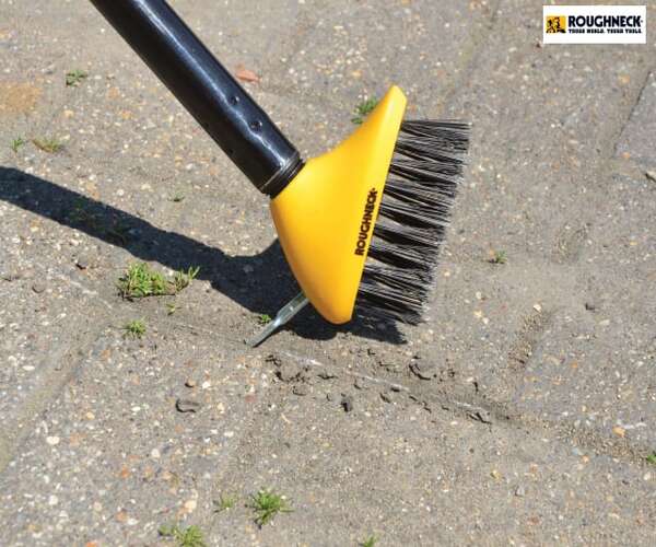 Roughneck Replacement Heavy-Duty Patio Brush Head 133mm (5.1/4in) - Image 4