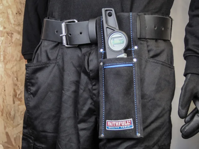 Faithfull Scaffold Level Holder (Belt Fitting) - Image 3