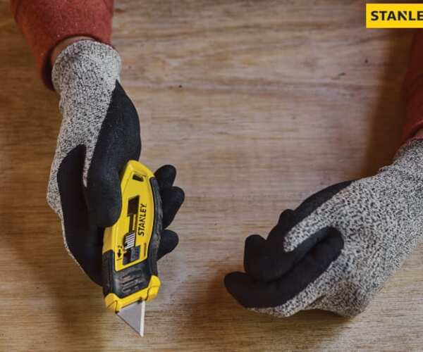 Stanley Control-Grip™ Retractable Utility Knife - Image 3