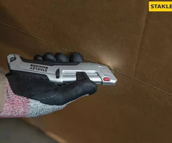 Stanley FatMax® Premium Auto-Retract Tri-Slide Safety Knife - Image 5