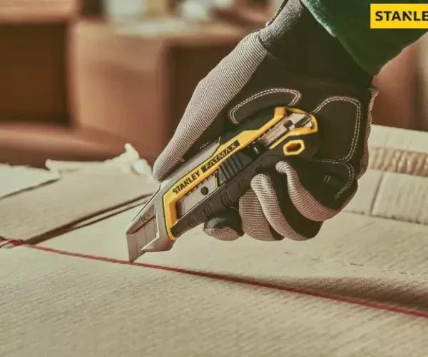 Stanley FatMax® Snap-Off Knife with Slide Lock 18mm - Image 5