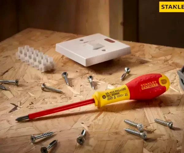 Stanley FatMax® VDE Insulated Screwdriver Phillips Tip PH1 x 100mm - Image 6
