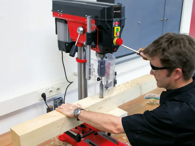 Einhell TE-BD 750 E Bench Drill 750W 240V - Image 10