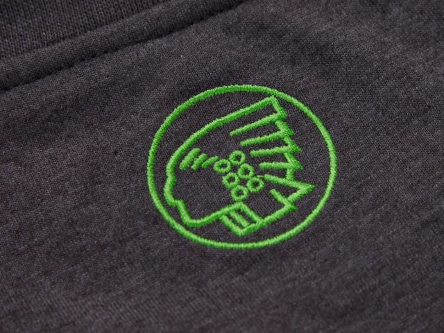 Apache Vancouver Charcoal Grey T-Shirt - XXL (47/49in) - Image 7